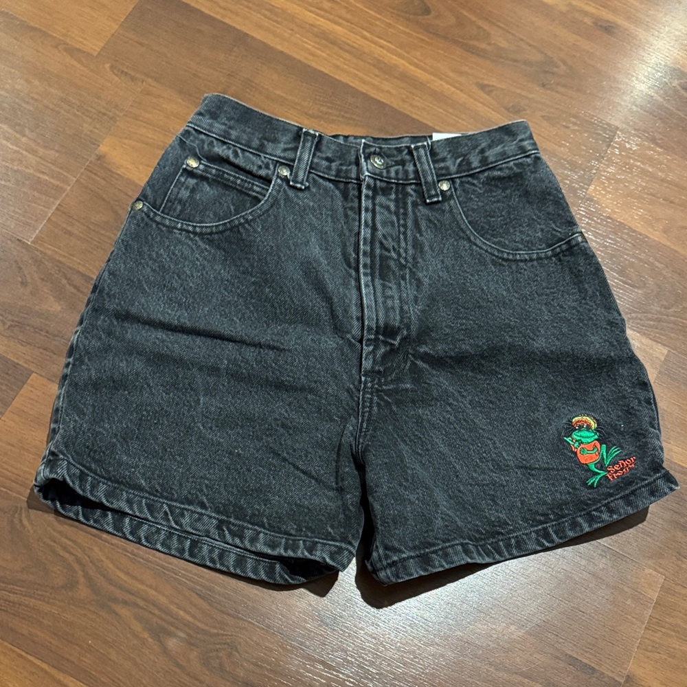 Vintage Señor Frogs Mom Jean Shorts